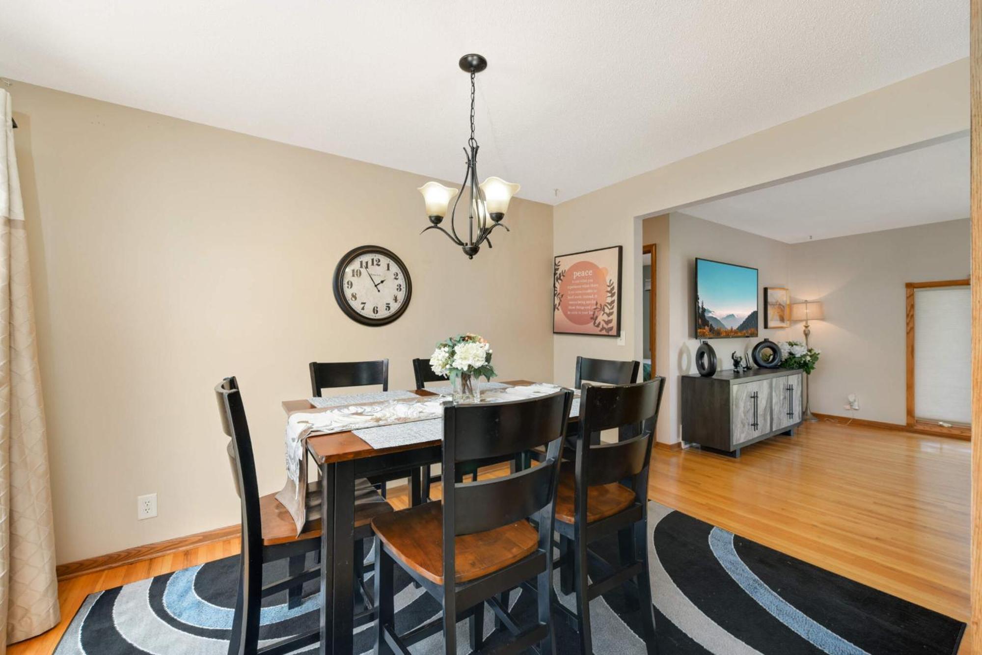 Cottage Grove Haven, Spacious 4-Bed, 3 Baths Retreat Exterior foto